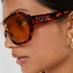 Okulary przeciwsłoneczne Studs Mask w kolorze havana